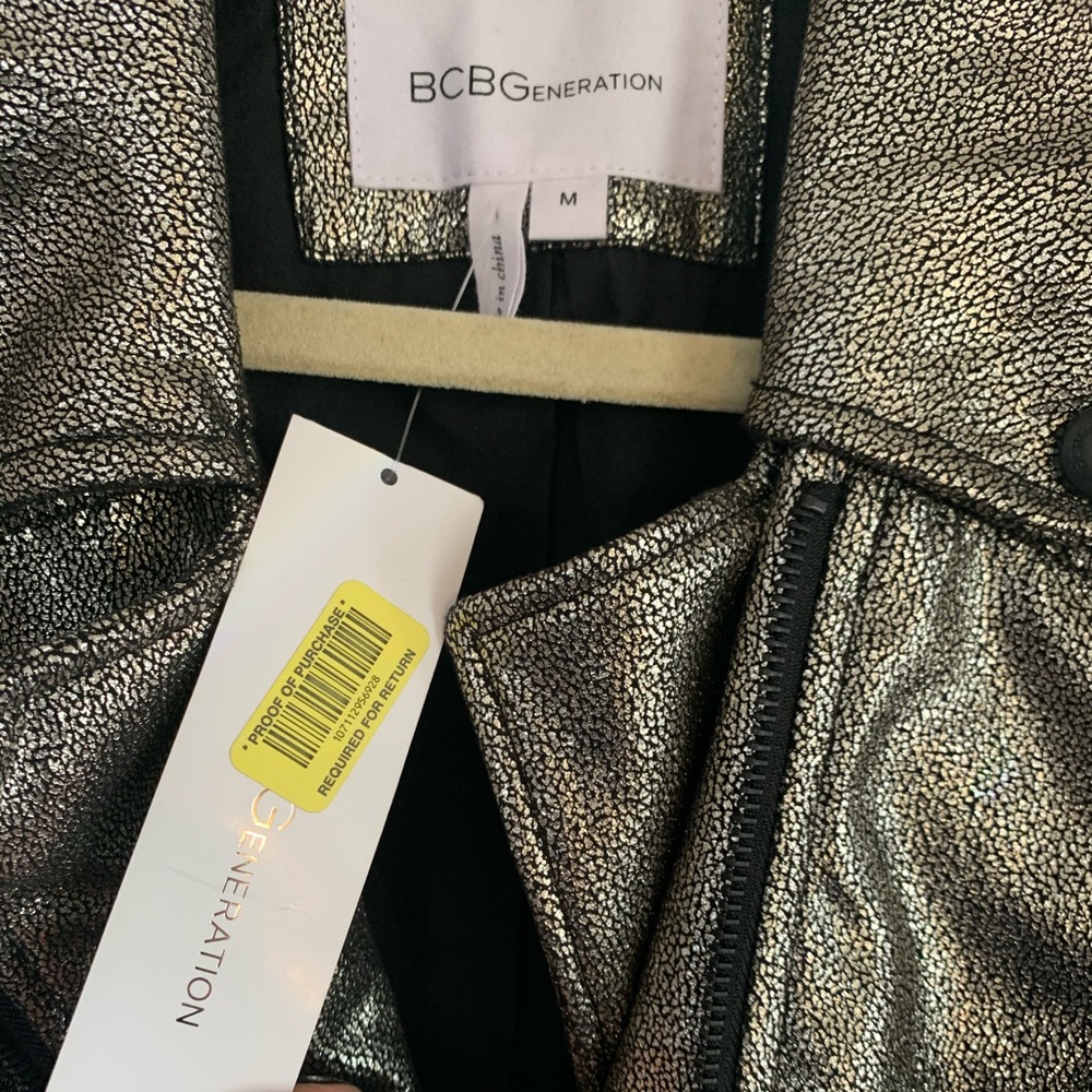 BCBGeneration Silver Vest - Picture 3 of 4